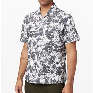 Lululemon airing easy camp SS